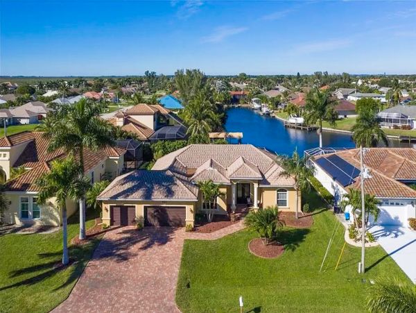 Cape Coral Home 1009739
