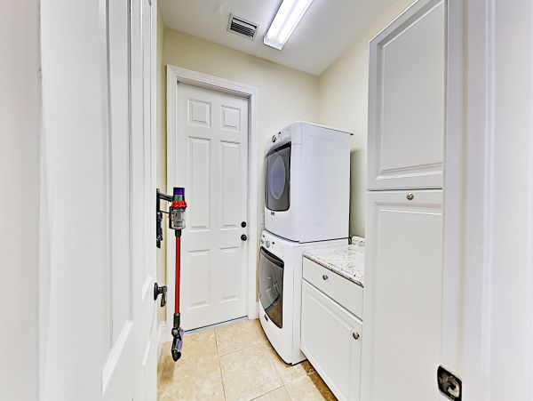 Cape Coral Home 1009739