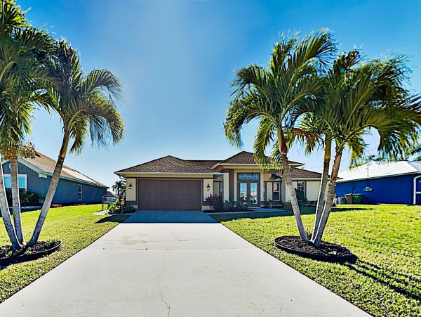 Cape Coral Home 1009740