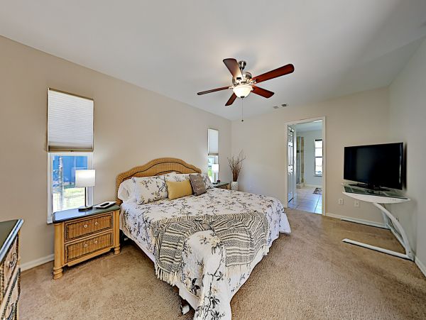 Cape Coral Home 1009740