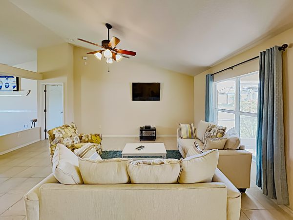 Cape Coral Home 1009741