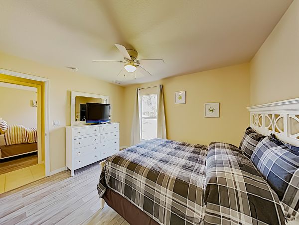 Cape Coral Home 1009741