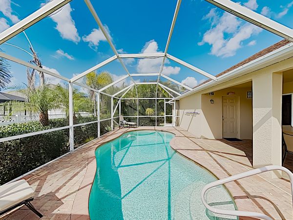 Cape Coral Home 1009741