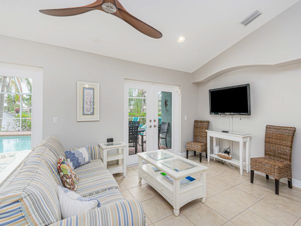 Cape Coral Home 1009742