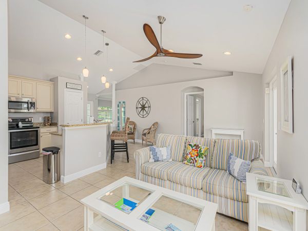 Cape Coral Home 1009742
