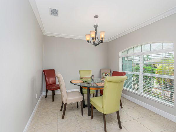 Cape Coral Home 1009742