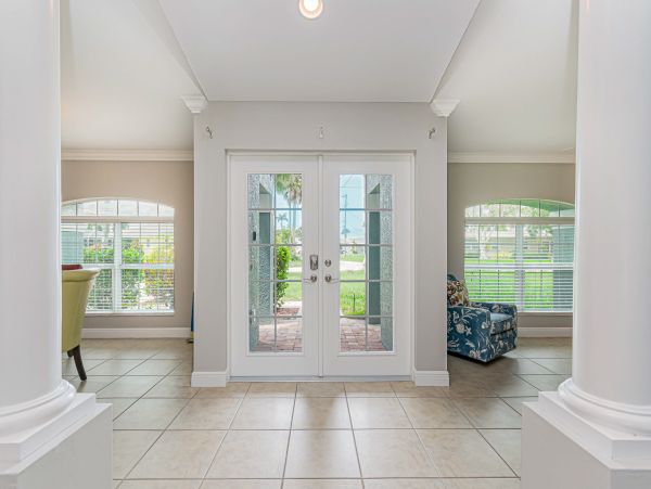 Cape Coral Home 1009742