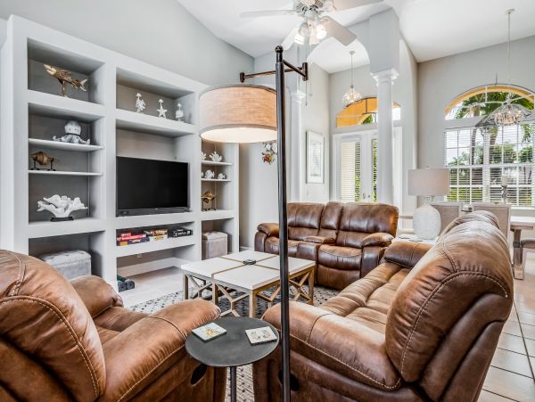 Cape Coral Home 1009743