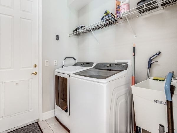 Cape Coral Home 1009743