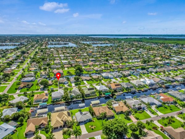Cape Coral Home 1009743