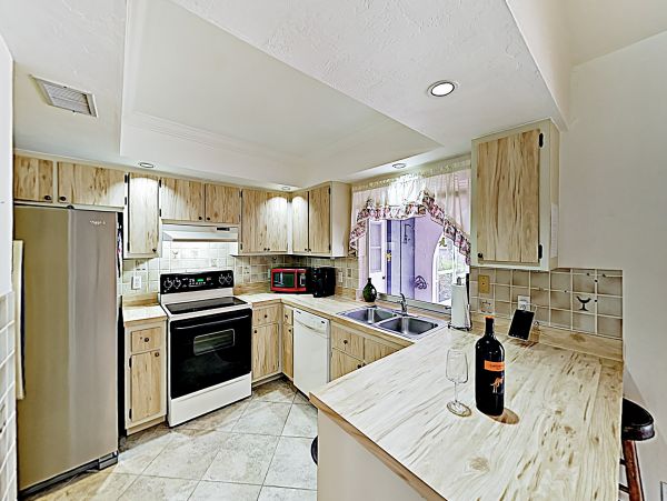 Cape Coral Home 1009745