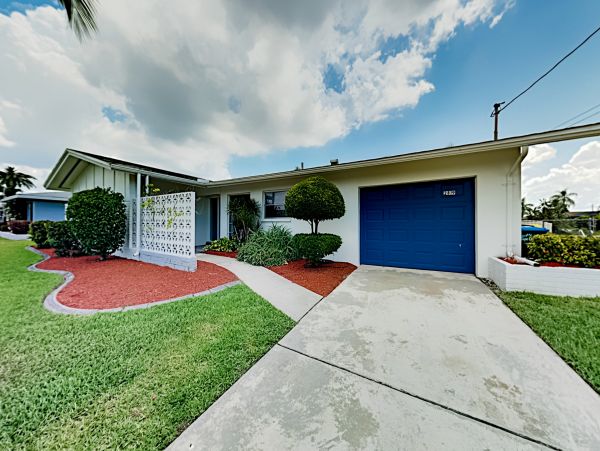 Cape Coral Home 1009746