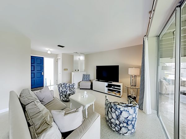 Cape Coral Home 1009746