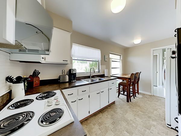 Cape Coral Home 1009746