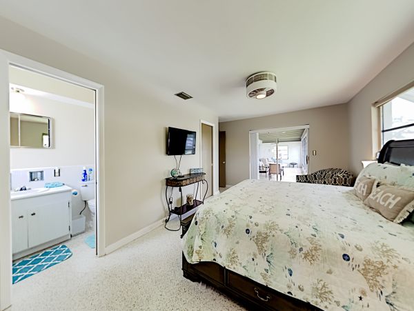 Cape Coral Home 1009746