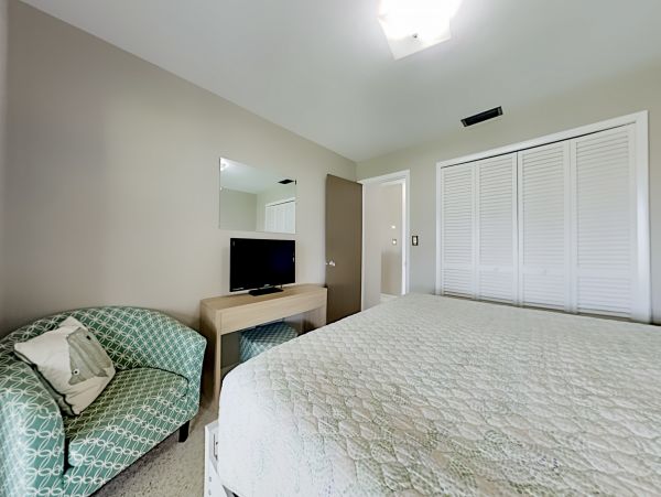 Cape Coral Home 1009746