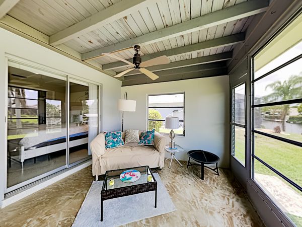 Cape Coral Home 1009746