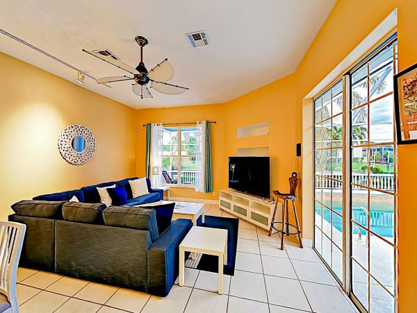 Cape Coral Home 1009747