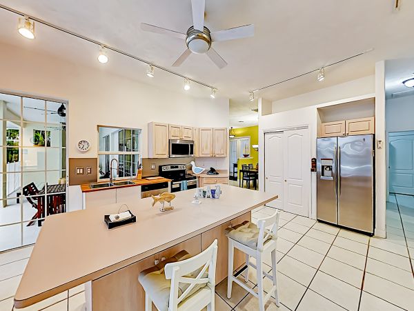 Cape Coral Home 1009747