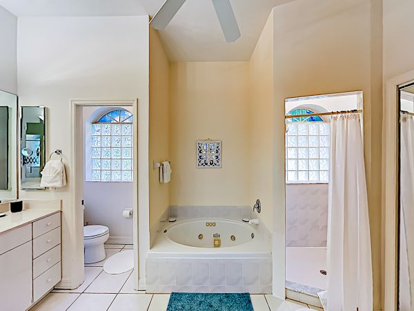 Cape Coral Home 1009747