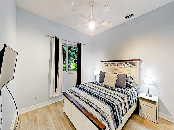 Cape Coral Home 1009747