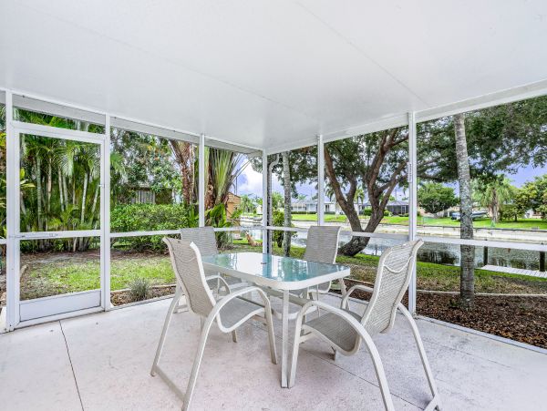 Cape Coral Home 1009748