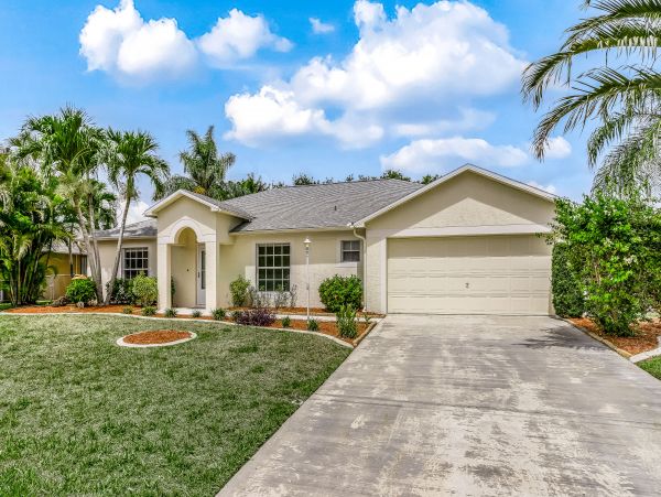 Cape Coral Home 1009748