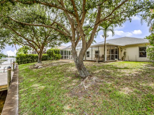Cape Coral Home 1009748