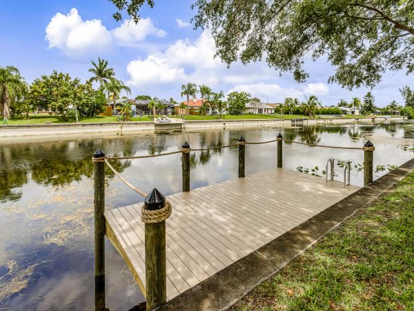 Cape Coral Home 1009748