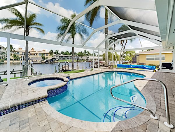 Cape Coral Home 1009749