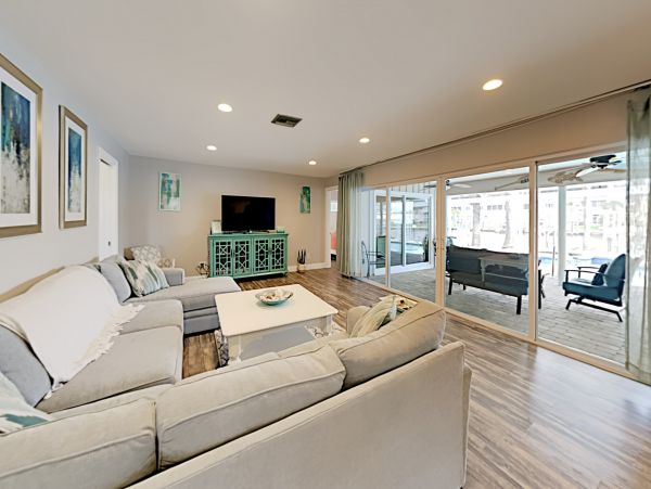 Cape Coral Home 1009749