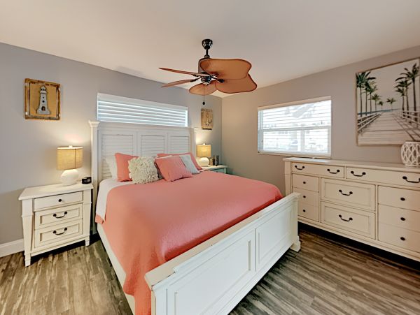 Cape Coral Home 1009749