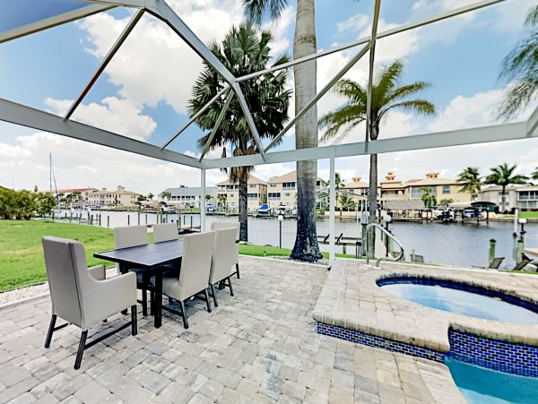 Cape Coral Home 1009749