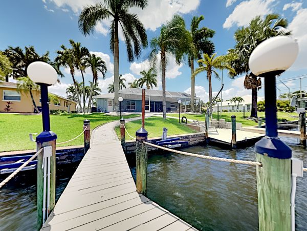 Cape Coral Home 1009749