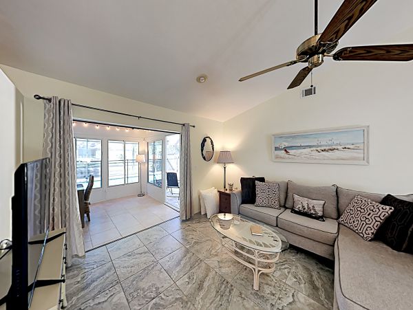 Cape Coral Home 1009750