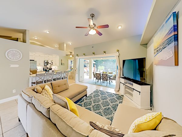 Cape Coral Home 1009752