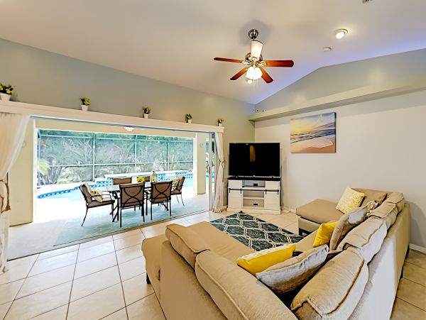 Cape Coral Home 1009752