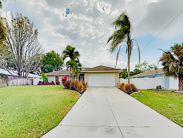 Cape Coral Home 1009752