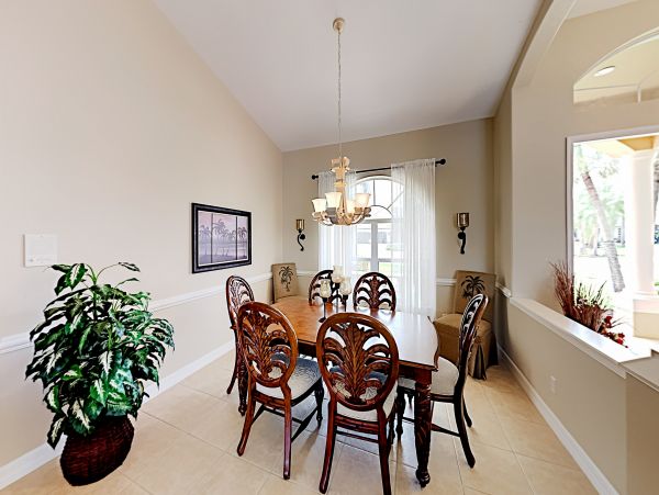 Cape Coral Home 1009757