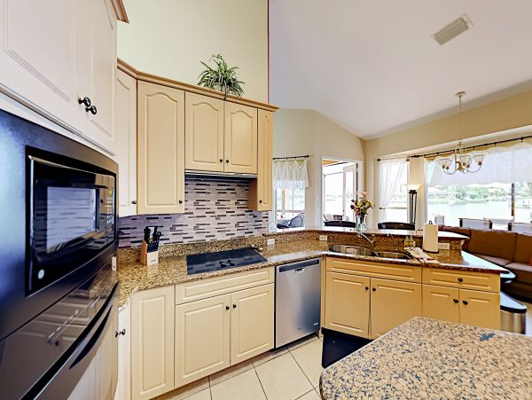 Cape Coral Home 1009757