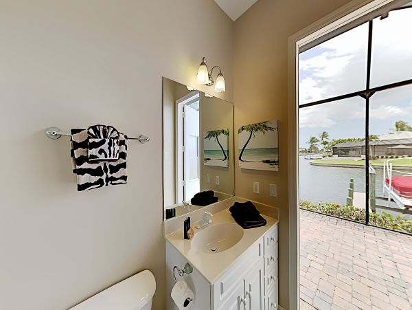 Cape Coral Home 1009757