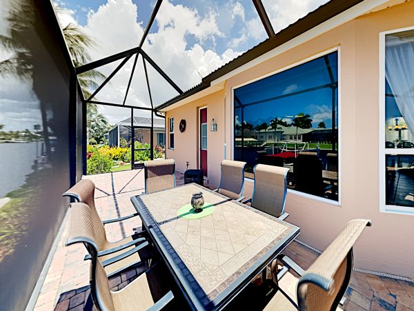 Cape Coral Home 1009757
