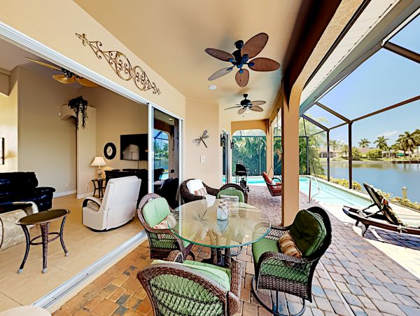 Cape Coral Home 1009757
