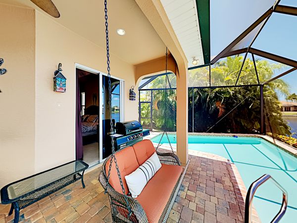 Cape Coral Home 1009757
