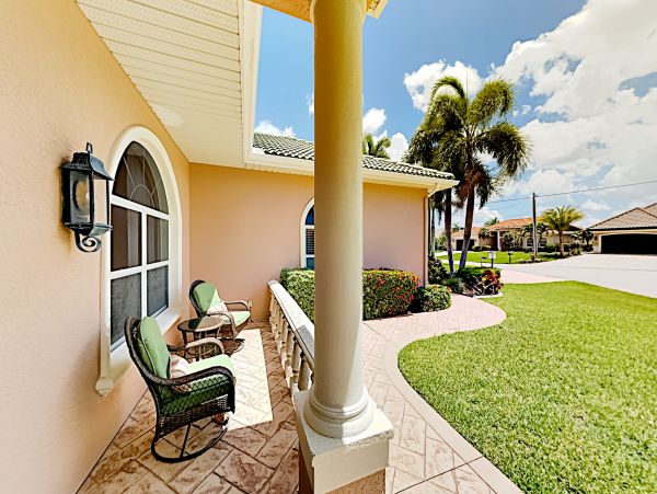 Cape Coral Home 1009757