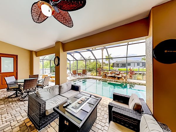 Cape Coral Home 1009758