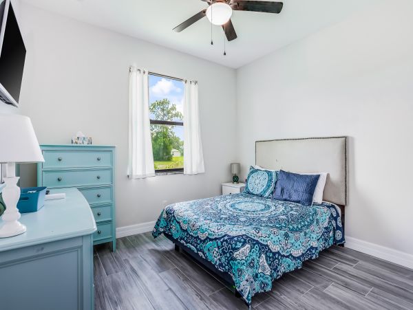 Cape Coral Home 1009759