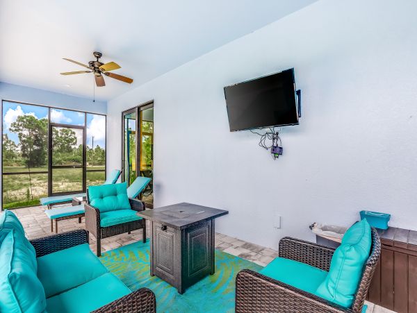 Cape Coral Home 1009759