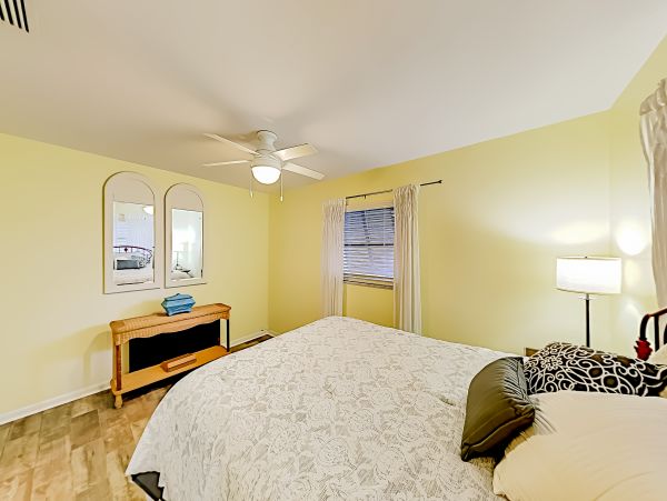 Cape Coral Home 1009761