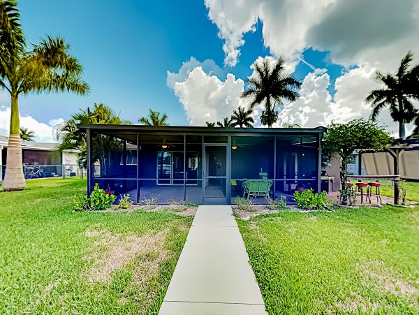 Cape Coral Home 1009761